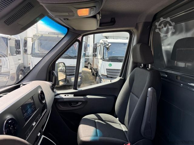 Box van MERCEDES-BENZ SPRINTER 316 CDI Koffer 4,40 m LBW 0,75 T*KLIMA