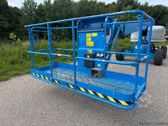 Telescopic boom lift Genie S 45
