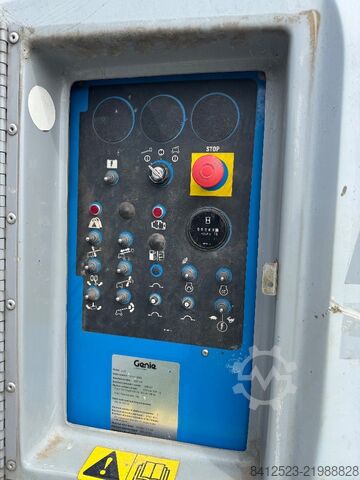 Telescopic boom lift Genie S 45