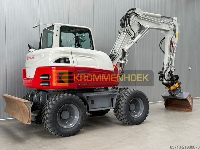 Wheel excavator Takeuchi TB 295 W Engcon Draaikantelstuk