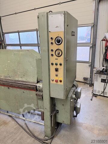 Schwenkbiegemaschine HERA UM4 3000x6