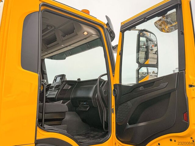 Kipper LKW IVECO X WAY 480* KIPPER * 8x4 * TOPZUSTAND