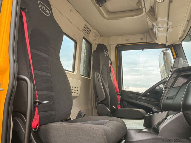 Kipper LKW IVECO X WAY 480* KIPPER * 8x4 * TOPZUSTAND
