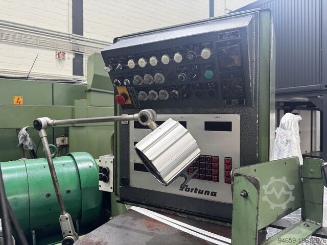 External cylindrical grinding machine Fortuna FS23S1000ASW45-cnc