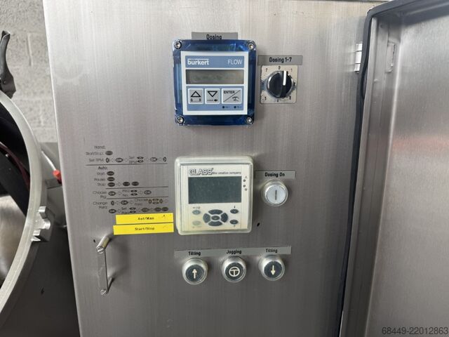 Vacuum mixer / tumbler 300 L. Type VSM/F Glass Vacuümmenger / -tumbler 300 L.