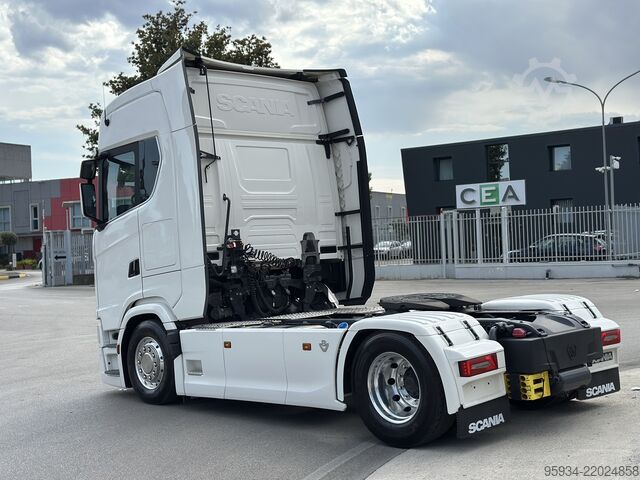 Standard tractor unit SCANIA 590S FULL PNEUMATIC