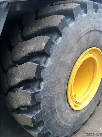 Komatsu WA475-10E0 Komatsu WA475-10E0