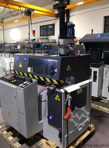 Aluminum automatic saw with drilling un UK 350 A 90° CNC + TR14 Servo + Y-Achse
