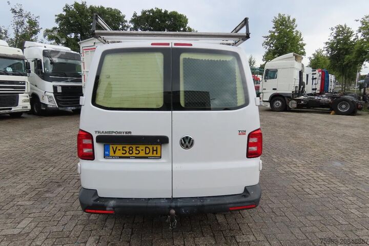Kastenwagen Volkswagen Transporter 2.0 TDI Airco, 3 peson, APK tot 06/...