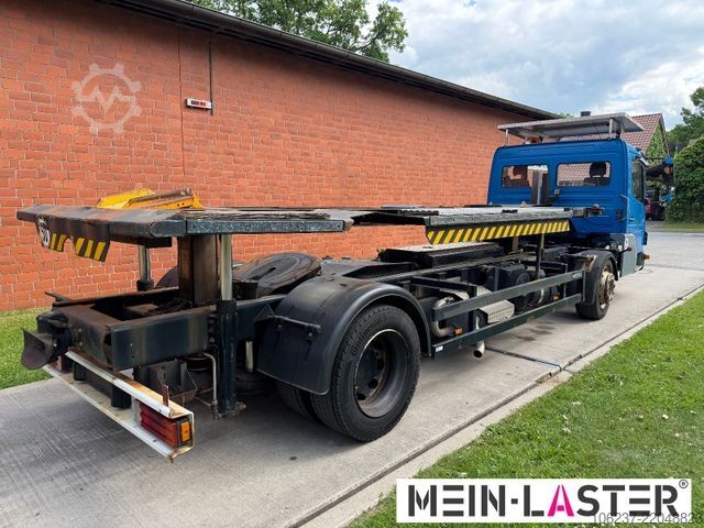 Swap body truck MERCEDES-BENZ Kamag Wiesel Umsetzter Sattelplatte