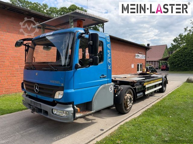 Swap body truck MERCEDES-BENZ Kamag Wiesel Umsetzter Sattelplatte
