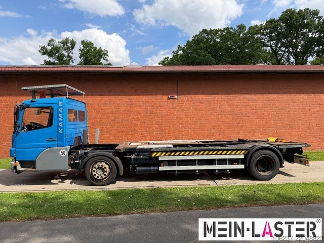 Swap body truck MERCEDES-BENZ Kamag Wiesel Umsetzter Sattelplatte