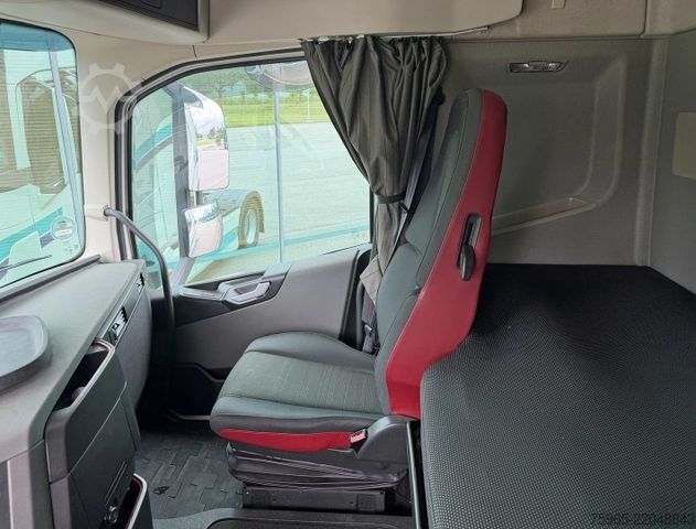 Standard tractor unit VOLVO FH 13.420 EURO 6 FULL SPOILER 2X TANKS ONLY 665.