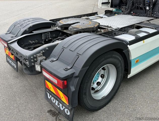 Standard tractor unit VOLVO FH 13.420 EURO 6 FULL SPOILER 2X TANKS ONLY 665.
