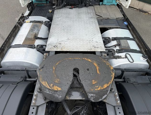 Standard tractor unit VOLVO FH 13.420 EURO 6 FULL SPOILER 2X TANKS ONLY 665.