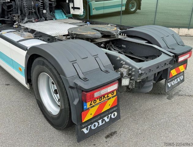 Standard tractor unit VOLVO FH 13.420 EURO 6 FULL SPOILER 2X TANKS ONLY 665.