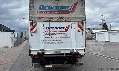 Curtain sider van MERCEDES-BENZ Vario 816 D Pritsche &P lane mit LBW E5