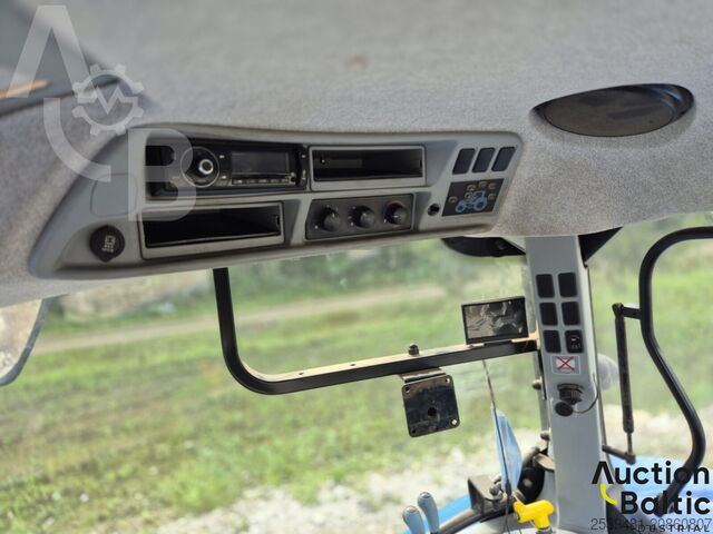 Traktor New Holland T 7.210