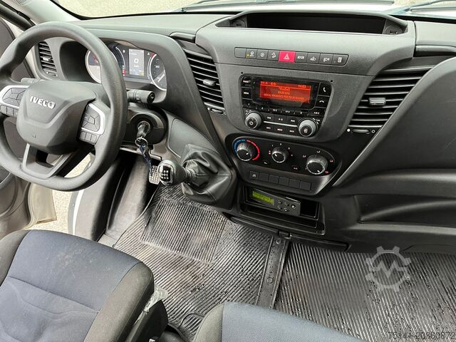 Refrigerator body van Iveco Daily 35 C 12