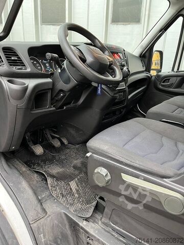 Refrigerator body van Iveco Daily 35 C 12