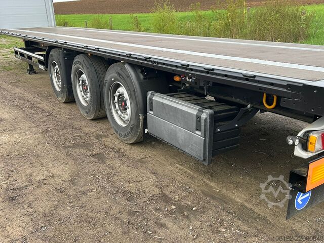 Flatbed semitrailer Kögel S 24-1 2xLift/unbenutzt/ 2x vorhanden