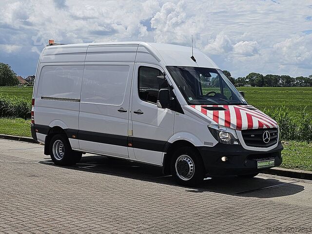 Hochdachkombi MERCEDES-BENZ SPRINTER 519 L2H2 V6 3.0Ltr Airco