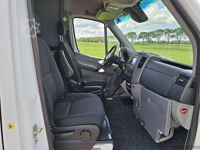 Hochdachkombi MERCEDES-BENZ SPRINTER 519 L2H2 V6 3.0Ltr Airco