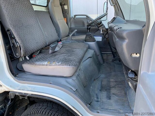 Transporter mit Kipper Isuzu NPR 35