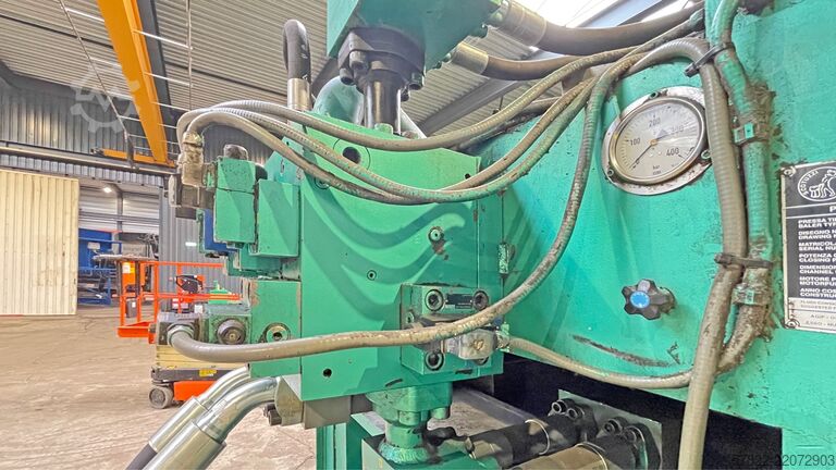 Ballenpresse 200 t Presskraft, Großformat MACPRESSE 112