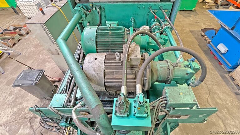 Ballenpresse 200 t Presskraft, Großformat MACPRESSE 112