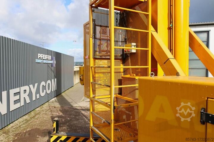 Tower crane Spierings SK498-AT4 Diesel, 8x6x6 Drive, 8t Capacity, 44m Fl