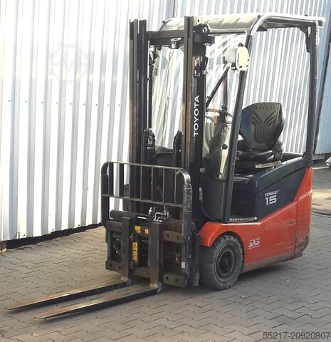 Forklift ID No.: 14599 Toyota 7FBEST 15