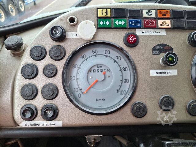 Fire engine MERCEDES-BENZ LAF 1113