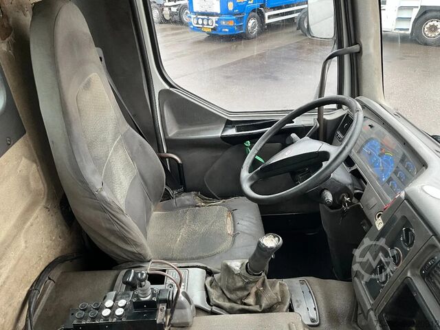 Chassis with cab Renault Kerax 370 6x4 - Spring/Spring - Hub reduction -...