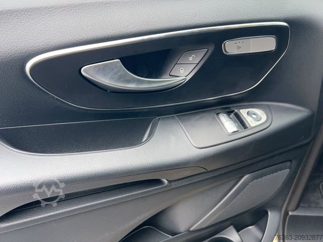 Minibus MERCEDES-BENZ Vito 124 Tourer lang 8Sitze 360° MLED NAVI DISTR