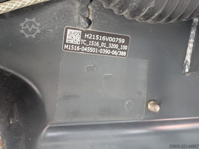 Electric 4-wheel forklift Linde E 45-600 // 2555 Std. // 3. & 4. Ventil // Seitens
