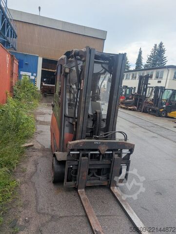 Electric 4-wheel forklift Linde E 20 PH-02 // Triplex //  3. & 4. Ventil // 5000 S