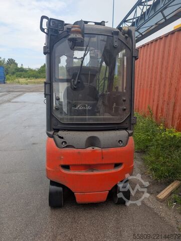 Electric 4-wheel forklift Linde E 20 PH-02 // Triplex //  3. & 4. Ventil // 5000 S