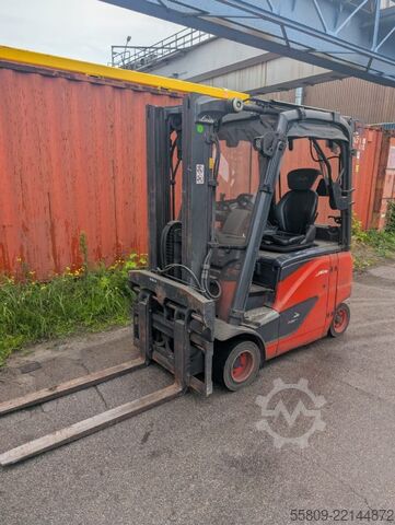 Electric 4-wheel forklift Linde E 20 PH-02 // Triplex //  3. & 4. Ventil // 5000 S