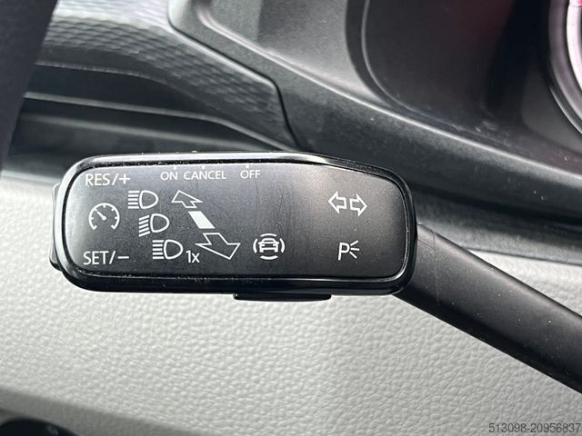 Minibus VOLKSWAGEN T6.1 2.0 TDI 8 SITZER TEMP. KLIMA PDC