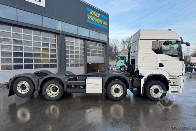 Truck chassis MAN TGS 35.470 8x2