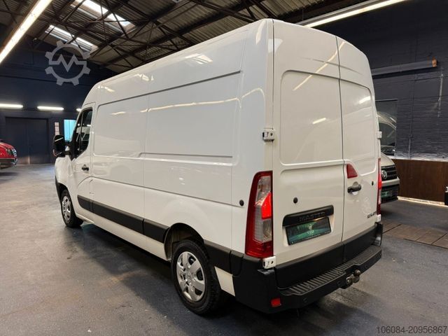 High top van RENAULT Master Kasten L2H2 Komfort Klima Tempomat PDC