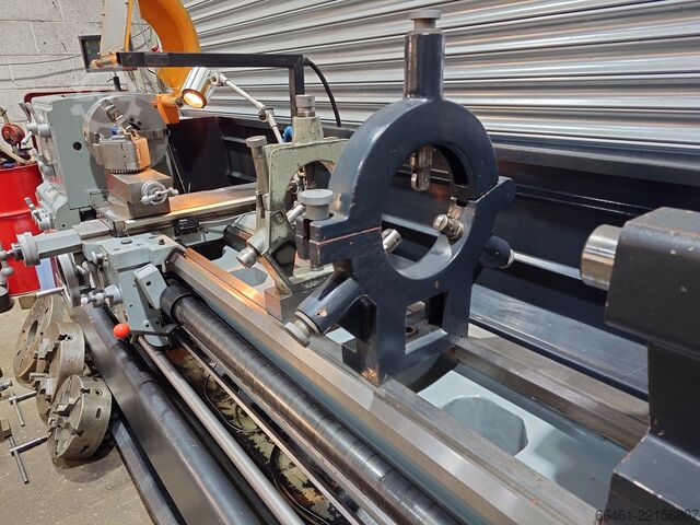 Gap Bed Centre Lathe Huvema Lathe 560 x 2000