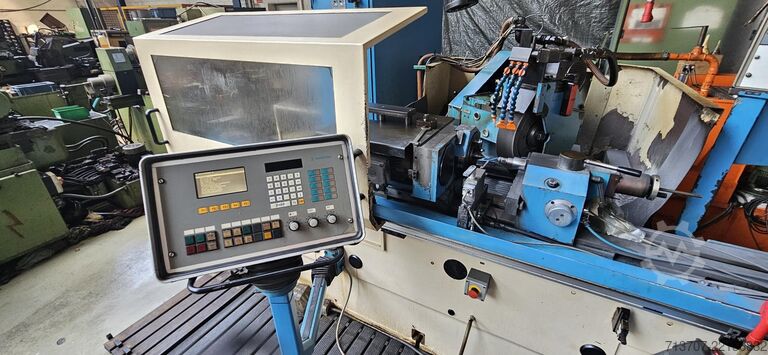 Cylindrical grinding machine Karstens K29