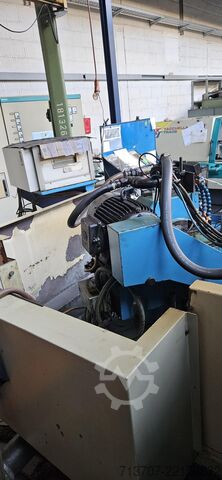 Cylindrical grinding machine Karstens K29