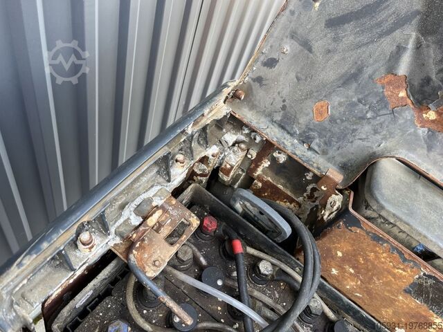 Electric Pallet Truck Still EXH-SF20