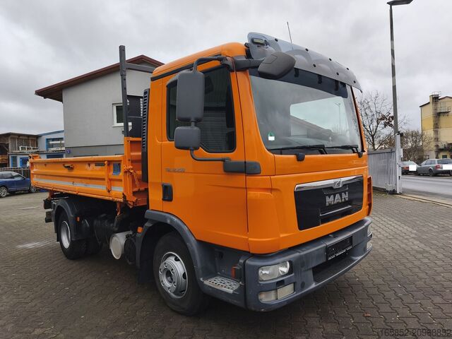 3-way tipper MAN TGL 12.250