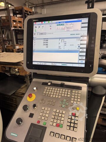 Universal machining center DMG DMU 75 Monoblock