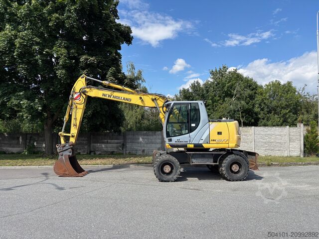 Mobile excavator New Holland MH CITY