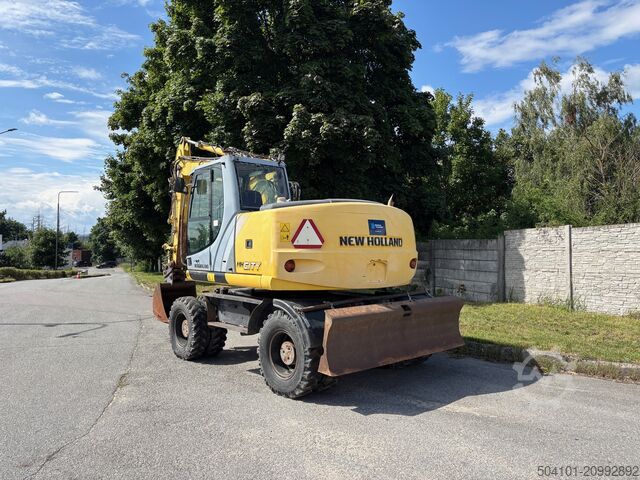 Mobile excavator New Holland MH CITY